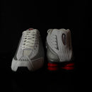 Nike Shox R4 - Branco/Prata/Vermelho