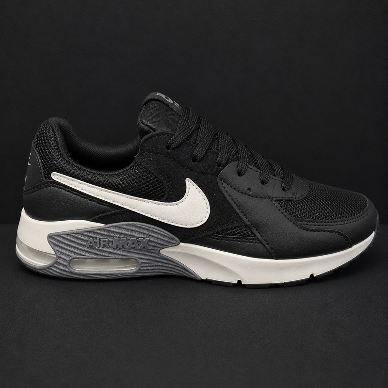 Air Max Excee Preto e Branco